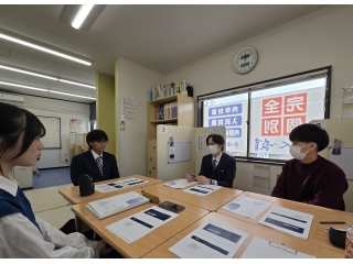 大学進学研修会を行いました！